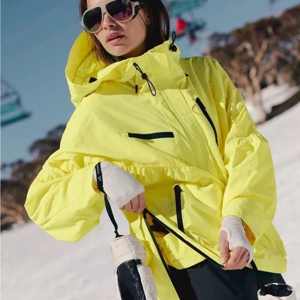 Women's FP Movement Peak to Peak Ski Jacket XS Yellow new!